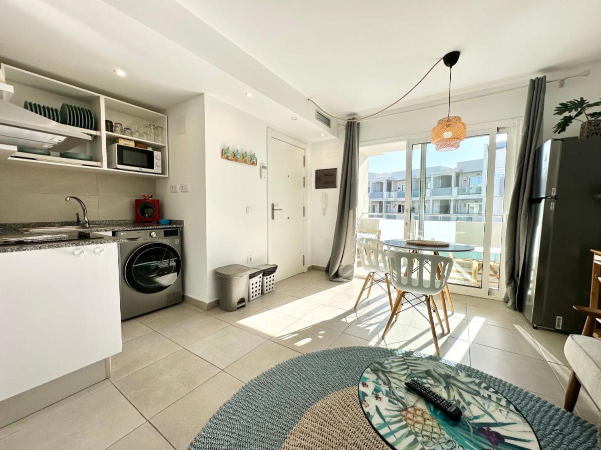 Fresh Lemonade Con Piscina, Ac, Doble Terraza, Cocina Completa Y Parking Apartment Corralejo Luaran gambar